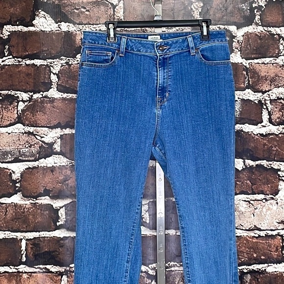 L.L. Bean Jeans blue denim classic high rise size 16 petite 16P - Picture 3 of 13